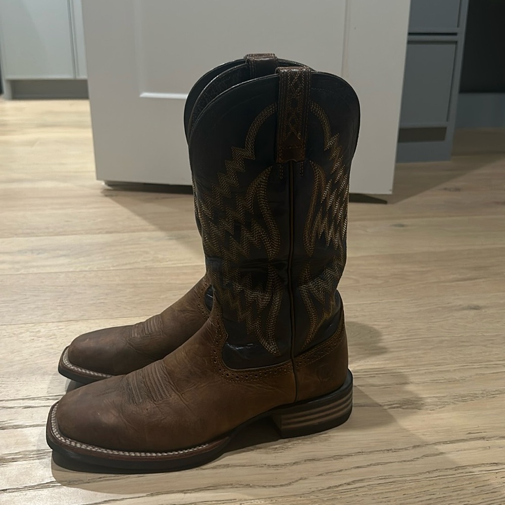 Ariat men's boots
Us 8.5